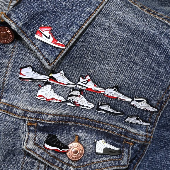 Michael Jordan Enamel Pins - Picture 2 of 2